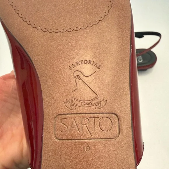 Red Heels - Picture 15 of 15